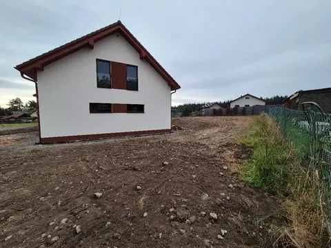 Realizace rodinné zahrady v Lázi u Příbrami 2026